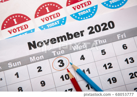 Red and blue symbolic pencils represents the Election Day 68053777