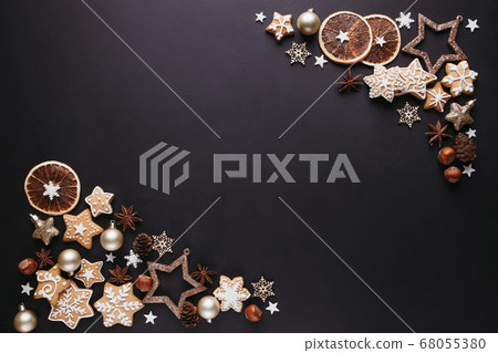 Christmas background with gingerbread cookies 68055380