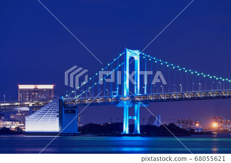 Night view of Tokyo Bay Blue Rainbow Bridge Night view of Tokyo Bay Blue Rainbow Bridge 68055621