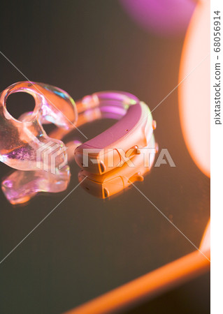 Hearing aid deafness 68056914