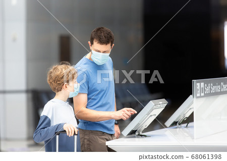 family travel during coronavirus pandemic family travel during coronavirus pandemic 68061398