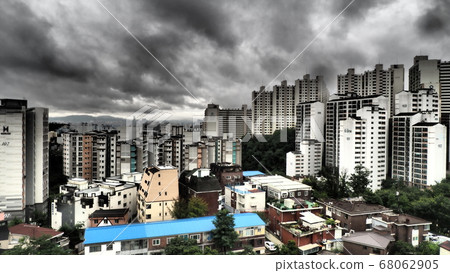 Seoul rainy season sky 68062905