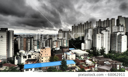 Seoul rainy season sky 68062911