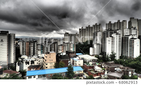 Seoul rainy season sky 68062913