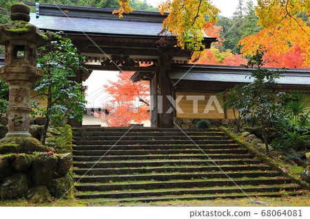 Tanigumiyama Kegonji, 155 (Tanigu, Ibigawa-cho, Ibi-gun, Gifu Prefecture) 68064081