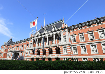 司法部舊主樓(中央聯合樓6號樓紅磚樓) 司法部舊主樓(中央聯合樓6號樓紅磚樓) 68064938