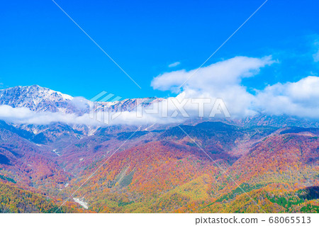 從白馬山港看到的秋天白馬三山[長野縣] 68065513