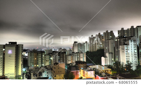 Seoul rainy season sky 68065555