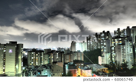 Seoul rainy season sky Seoul rainy season sky 68065740
