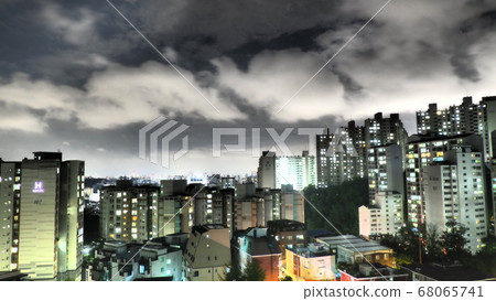 Seoul rainy season sky Seoul rainy season sky 68065741