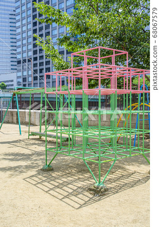 公園玩具 68067579