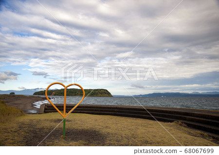 A walkable matchmaking island, Chirin-gashima in Kagoshima Prefecture A walkable matchmaking island, Chirin-gashima in Kagoshima Prefecture 68067699