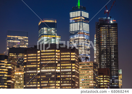 <<New York>> Manhattan night view, Brooklyn Bridge Park <<New York>> Manhattan night view, Brooklyn Bridge Park 68068244