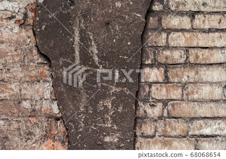 texture of old shabby brick wall texture of old shabby brick wall 68068654