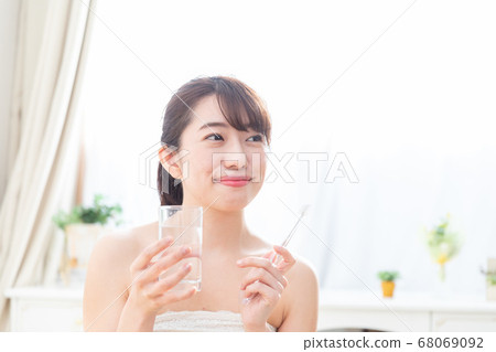 美女形象 68069092
