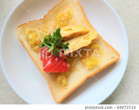 Honey honey toast topping material background Honey honey toast topping material background 68072518