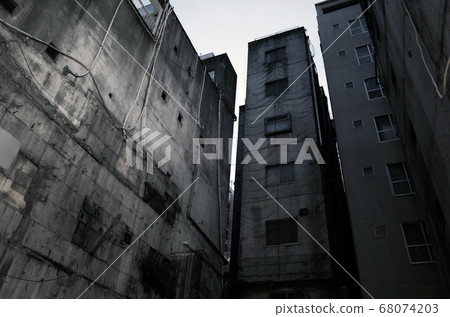 Old building 68074203