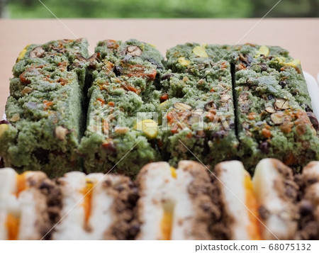 韓國傳統艾蒿糕，紅豆糕，南瓜餅，鬆餅 68075132