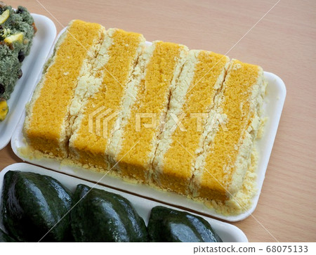 韓國傳統艾蒿糕，紅豆糕，南瓜餅，鬆餅 68075133