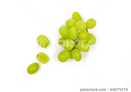 Fresh and delicious green grapes 68075574