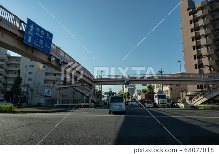 靈八東名入口交叉口 68077018