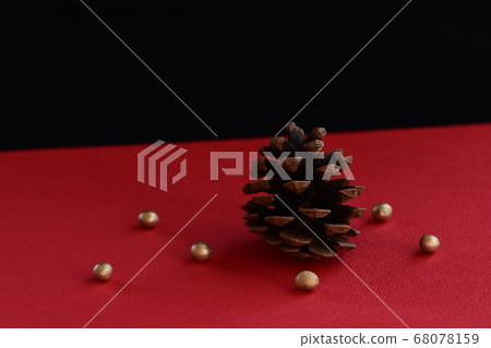 Pine cone background red and black 68078159
