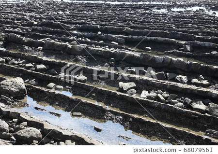 Qingdao demon's washboard 68079561