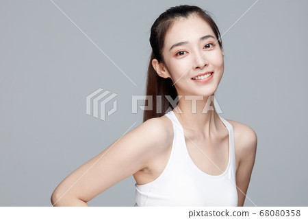Portrait Of Beautiful Woman in Studio 68080358