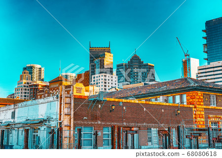 View of downtown from the Embarcadero street,  San 68080618