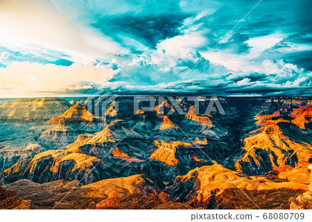 Amazing natural geological formation - Grand 68080709