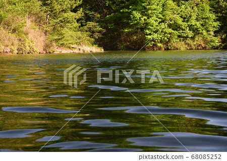 Nakayamagawa Dam 68085252