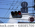 Old traffic light 68085700