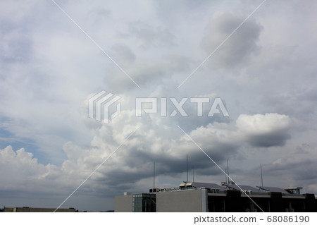 雲 雲 68086190