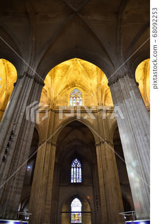 Seville Cathedral, interior 68092253