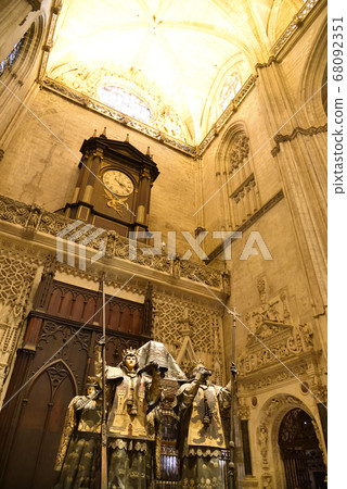 Seville Cathedral, Columbus casket 68092351