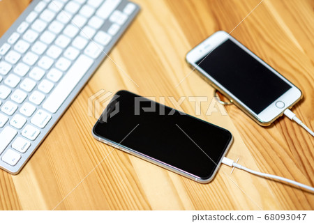 iPhone replacement data synchronization 68093047