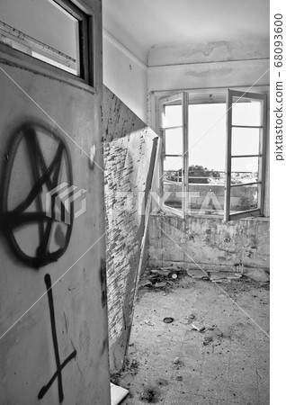 satanic symbols graffiti satanic symbols graffiti 68093600