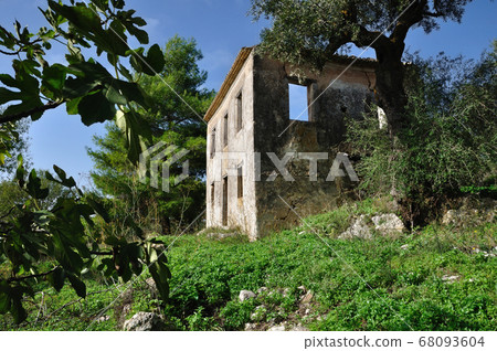 rural house ruins rural house ruins 68093604