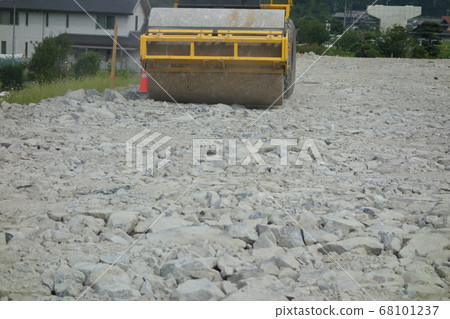 Compaction Compaction 68101237