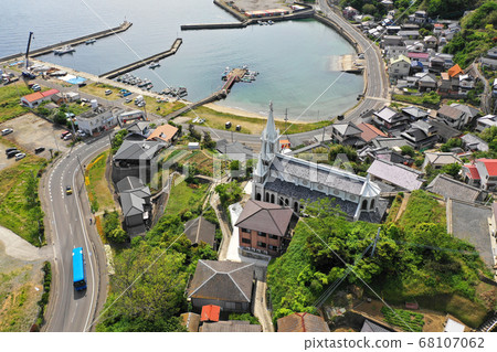 從井島馬格姆教堂上方的天空 68107062