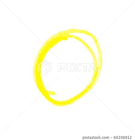 Hand drawn circle to highlight something of yellow crayon 68108912