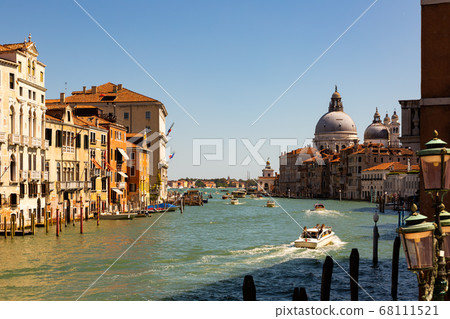 Picturesque view of Venice Grand Canal 68111521