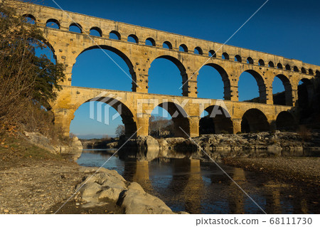 Roman Bridge Pont du Gard in autumn in South of France Roman Bridge Pont du Gard in autumn in South of France 68111730
