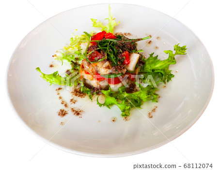 Codfish timbale with fried red peppers, arugula, olive oil 68112074