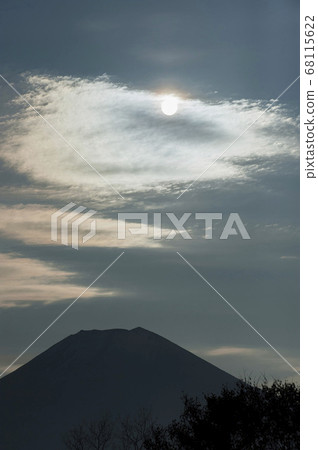 ui的標誌y子,富士山和忍野村 ui的標誌y子,富士山和忍野村 68115622