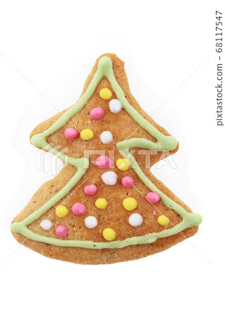 christmas gingerbread tree isolated christmas gingerbread tree isolated 68117547