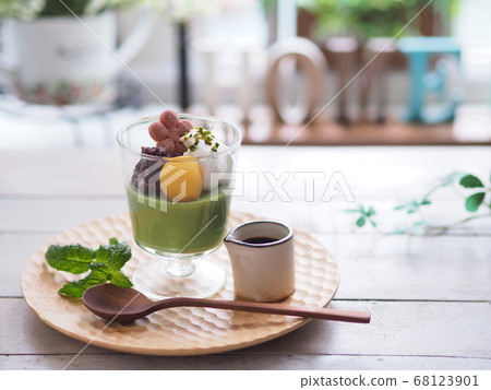Japanese sweets Matcha pudding 68123901