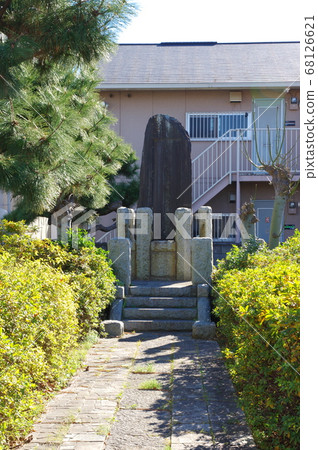 青木幸洋甘藷試驗種植地的石碑（千葉市花川區） 68126621