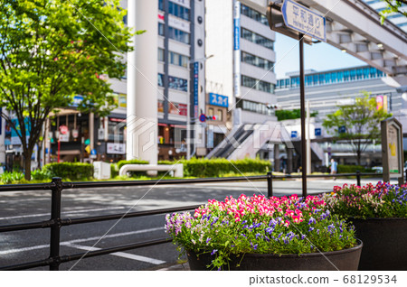 夏天的藍天和小倉站周圍的建築區域 福岡縣北九州市 照片素材 圖片 圖庫
