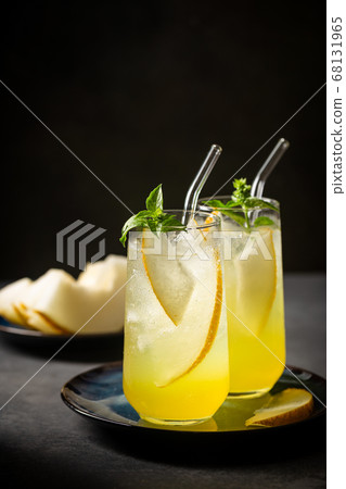 Melon juice, lemonade in glasses Melon juice, lemonade in glasses 68131965